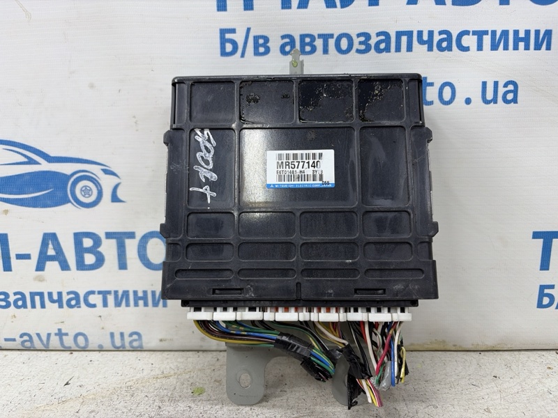 Запчасть блок управления двигателем Mitsubishi Pajero Sport 1996-2008 K9 2.5 Diesel 4D56 MR577140 Б/У Блок управления двигателем Mitsubishi Pajero Sport 1996-2008 K9 2.5 Diesel 4D56 MR577140 Б/У