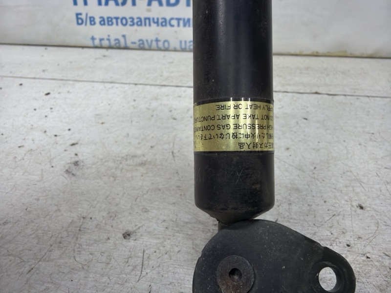Амортизатор крышки багажника Pajero Sport 1996-2008 K9 2.5 Diesel 4D56 Амортизатор крышки багажника Pajero Sport 1996-2008 K9 2.5 Diesel 4D56