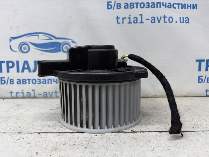 Моторчик печки CX 5 2011-2017 KE 2.2 diesel Моторчик печки CX 5 2011-2017 KE 2.2 diesel