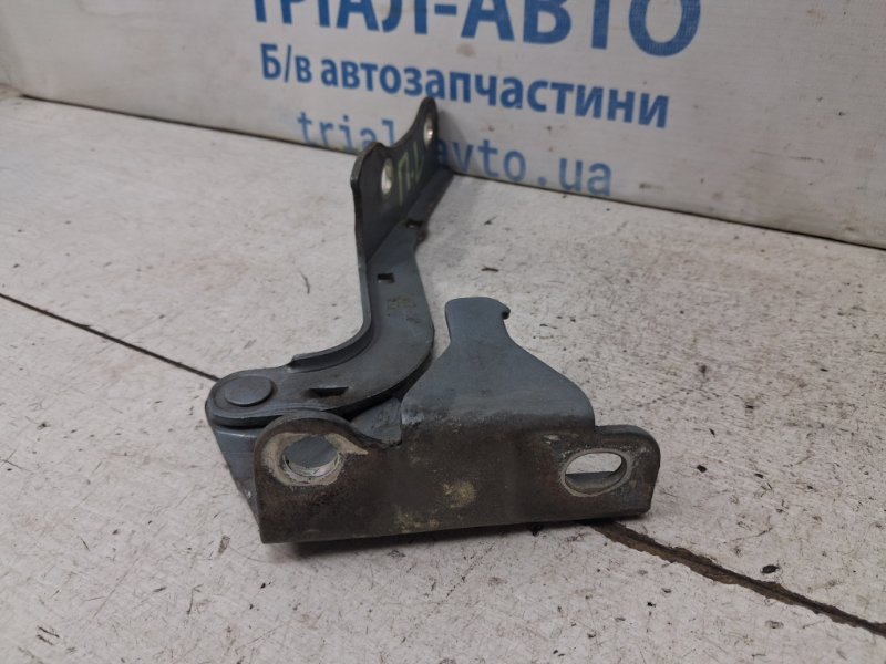 Петля капота левая Tucson 2004-2009 JM 2.0 diesel D4EA Петля капота левая Tucson 2004-2009 JM 2.0 diesel D4EA