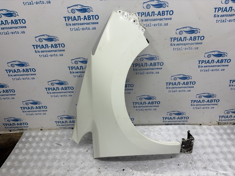 Крыло переднее правое Nissan Leaf 2017- F31005SHMA Б/У