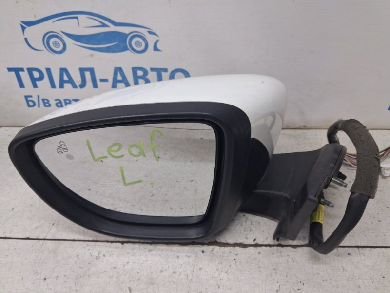 Зеркало левое Nissan Leaf 2017- 963025SJ1D Б/У