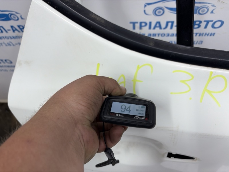 Дверь задняя правая Leaf 2017- Дверь задняя правая Leaf 2017-