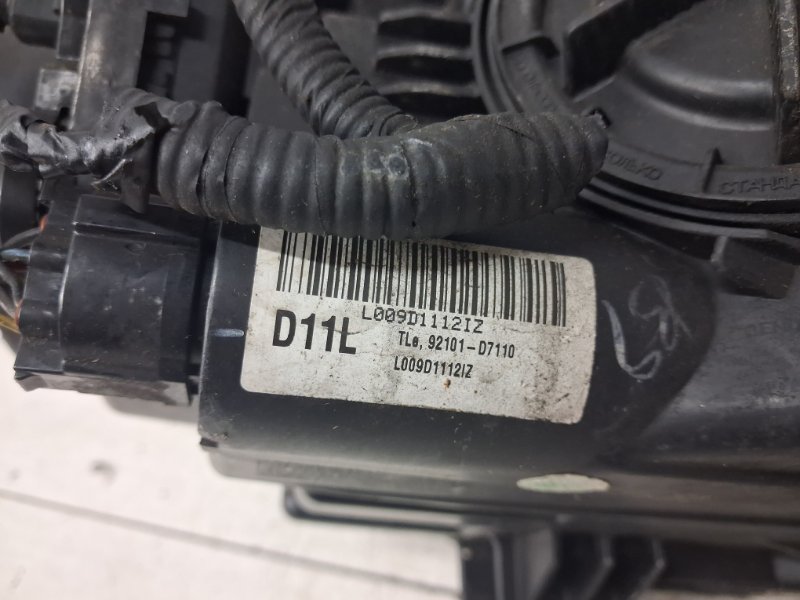 Фара левая Tucson 2015-2021 TL 1.7 diesel D4FD Фара левая Tucson 2015-2021 TL 1.7 diesel D4FD