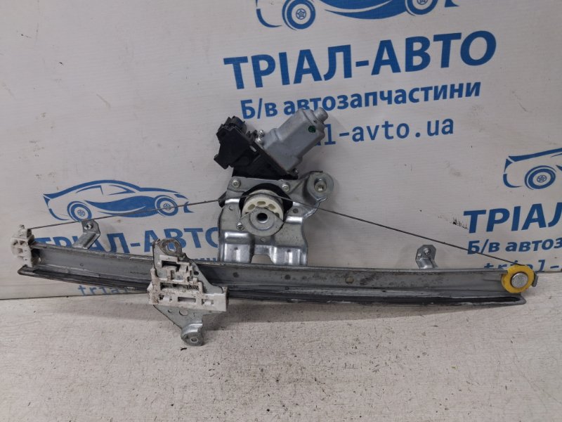 Стеклоподъемник передний левый Nissan Leaf Стеклоподъемник передний левый Nissan Leaf