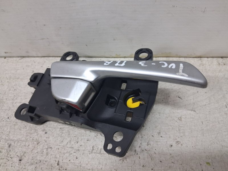 Ручка двери внутреняя передняя правая Hyundai Tucson TL 1.7 diesel D4FD