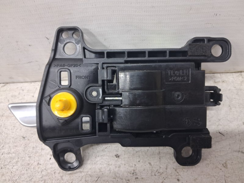 Ручка двери внутреняя передняя левая Tucson 2015-2021 TL 1.7 diesel D4FD Ручка двери внутреняя передняя левая Tucson 2015-2021 TL 1.7 diesel D4FD