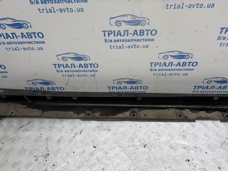 Накладка порога внешняя левая X-Trail 2014-2021 T32 1.6 diesel R9M Накладка порога внешняя левая X-Trail 2014-2021 T32 1.6 diesel R9M