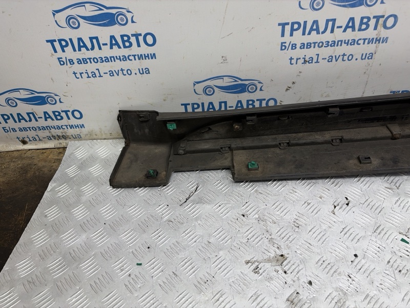 Накладка порога внешняя правая Tucson 2015-2021 TL 1.7 diesel D4FD Накладка порога внешняя правая Tucson 2015-2021 TL 1.7 diesel D4FD