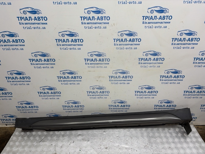 Накладка порога внешняя левая Hyundai Tucson 2015-2021 TL 1.7 diesel D4FD 87753D7100 Б/У