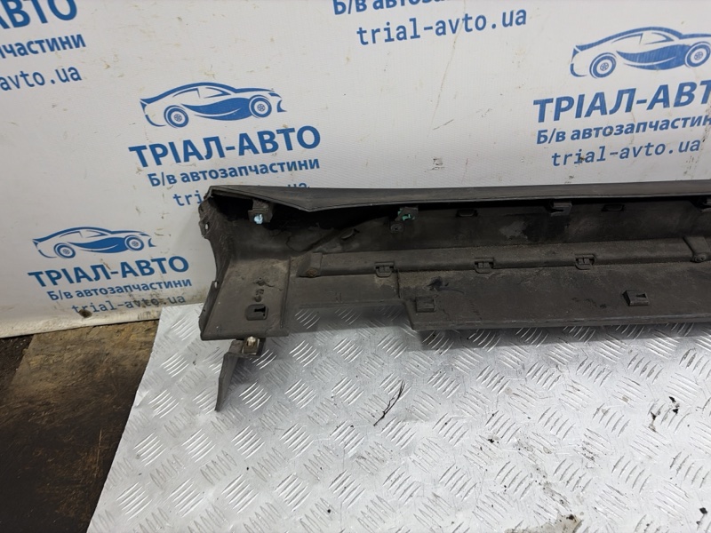Накладка порога внешняя левая Tucson 2015-2021 TL 1.7 diesel D4FD