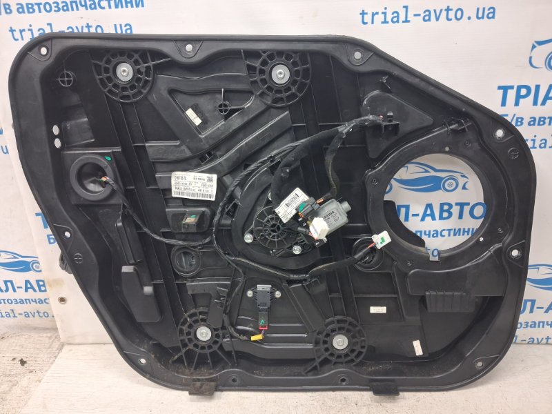 Запчасть стеклоподъемник передний левый Hyundai Tucson 2015-2021 TL 1.7 diesel D4FD 82471D7010 Б/У Стеклоподъемник передний левый Hyundai Tucson 2015-2021 TL 1.7 diesel D4FD 82471D7010 Б/У