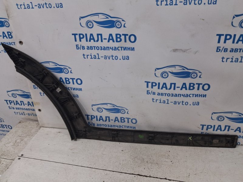 Накладка двери задняя левая Tucson 2015-2021 TL 1.7 diesel D4FD Накладка двери задняя левая Tucson 2015-2021 TL 1.7 diesel D4FD
