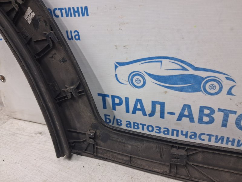 Накладка двери задняя левая Tucson 2015-2021 TL 1.7 diesel D4FD Накладка двери задняя левая Tucson 2015-2021 TL 1.7 diesel D4FD