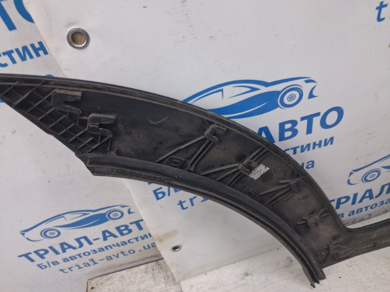 Накладка двери задняя левая Tucson 2015-2021 TL 1.7 diesel D4FD Накладка двери задняя левая Tucson 2015-2021 TL 1.7 diesel D4FD