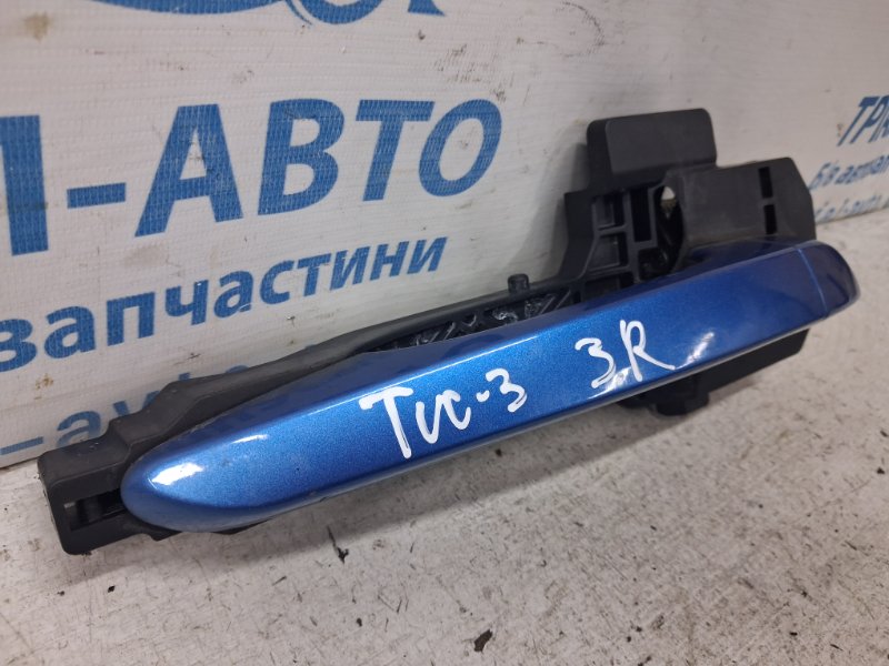 Ручка двери внешняя задняя правая Hyundai Tucson TL 1.7 diesel D4FD Ручка двери внешняя задняя правая Hyundai Tucson TL 1.7 diesel D4FD