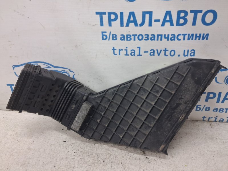 Воздухозаборник Tucson 2015-2021 TL 1.7 diesel D4FD Воздухозаборник Tucson 2015-2021 TL 1.7 diesel D4FD