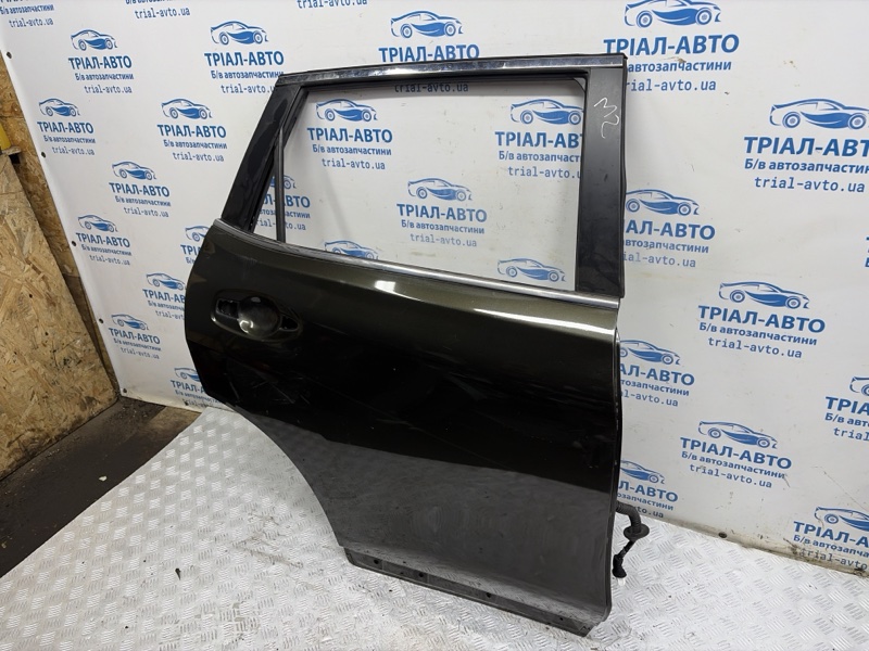 Дверь задняя правая X-Trail 2014-2021 T32 1.6 diesel R9M Дверь задняя правая X-Trail 2014-2021 T32 1.6 diesel R9M