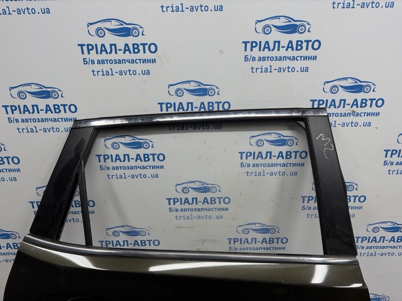 Дверь задняя правая X-Trail 2014-2021 T32 1.6 diesel R9M Дверь задняя правая X-Trail 2014-2021 T32 1.6 diesel R9M