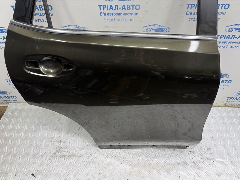 Дверь задняя правая X-Trail 2014-2021 T32 1.6 diesel R9M Дверь задняя правая X-Trail 2014-2021 T32 1.6 diesel R9M