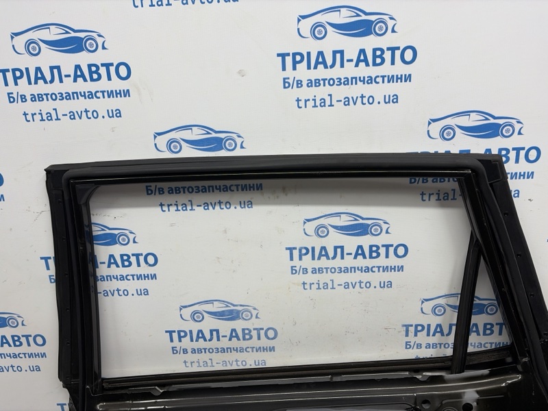 Дверь задняя правая X-Trail 2014-2021 T32 1.6 diesel R9M Дверь задняя правая X-Trail 2014-2021 T32 1.6 diesel R9M