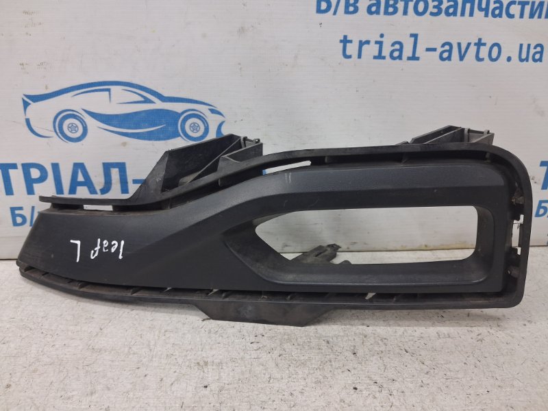 Накладка бампера передняя левая Nissan Leaf 2017- 622575SK0B Б/У