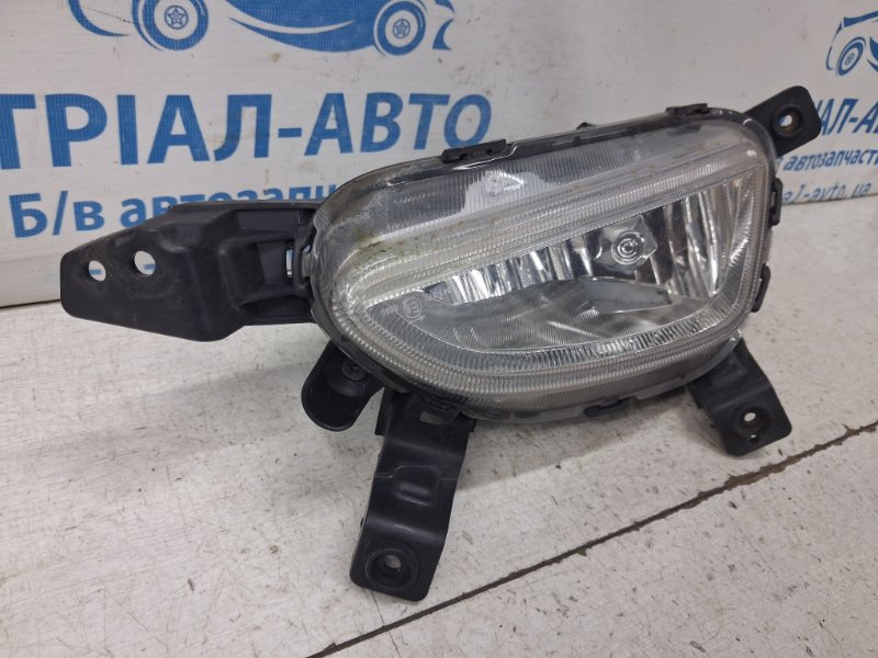 Фара противотуманная правая Hyundai Tucson TL 1.7 diesel D4FD Фара противотуманная правая Hyundai Tucson TL 1.7 diesel D4FD