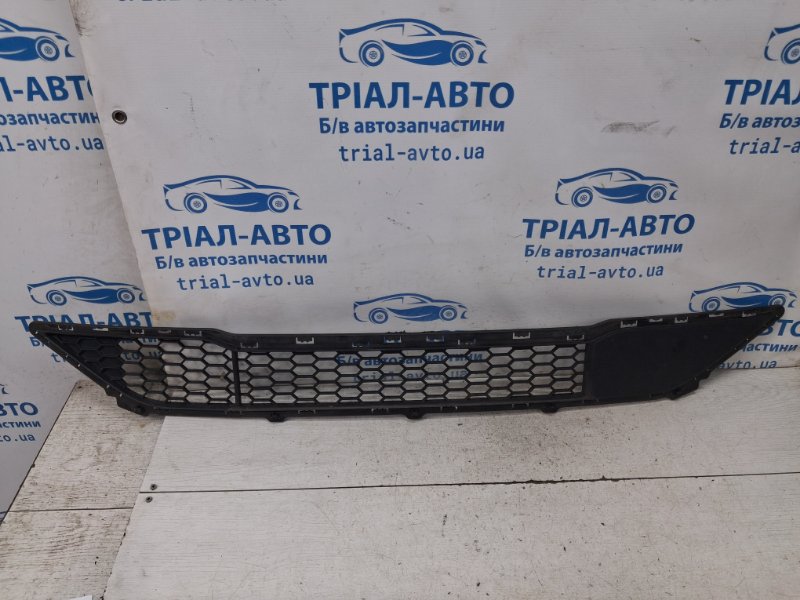 Запчасть решетка бампера центральная передняя Hyundai Tucson 2015-2021 TL 1.7 diesel D4FD Б/У Решетка бампера центральная передняя Hyundai Tucson 2015-2021 TL 1.7 diesel D4FD Б/У