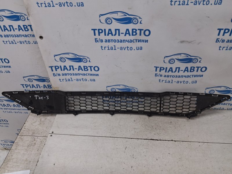 Решетка бампера центральная передняя Tucson 2015-2021 TL 1.7 diesel D4FD Решетка бампера центральная передняя Tucson 2015-2021 TL 1.7 diesel D4FD
