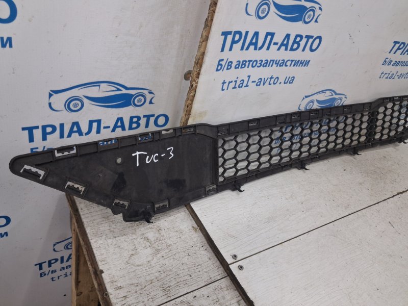 Решетка бампера центральная передняя Tucson 2015-2021 TL 1.7 diesel D4FD Решетка бампера центральная передняя Tucson 2015-2021 TL 1.7 diesel D4FD