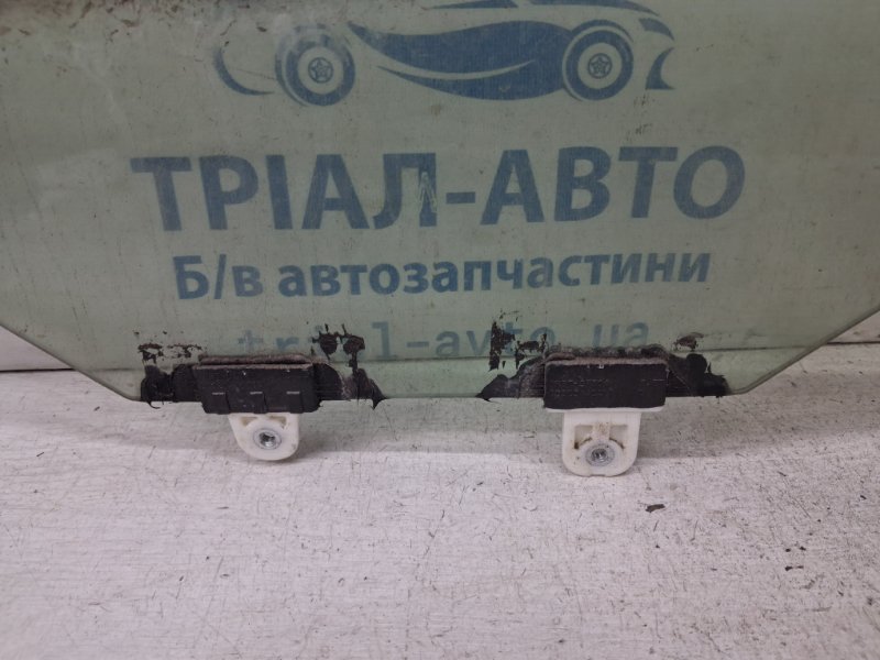Стекло двери переднее левое X-Trail 2014-2021 T32 1.6 diesel R9M Стекло двери переднее левое X-Trail 2014-2021 T32 1.6 diesel R9M