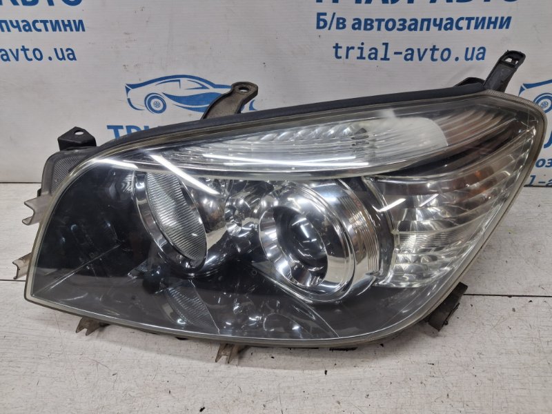 Запчасть фара левая Toyota RAV 4 2005-2016 A30 2.2 diesel 2ADFHV 8117042360 Б/У Фара левая Toyota RAV 4 2005-2016 A30 2.2 diesel 2ADFHV 8117042360 Б/У