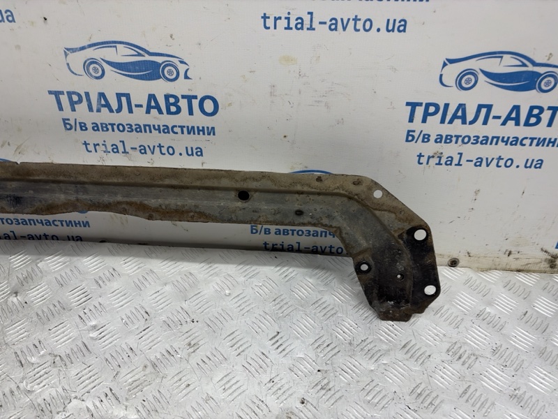 Планка радиатора нижняя X-Trail 2014-2021 T32 1.6 diesel R9M Планка радиатора нижняя X-Trail 2014-2021 T32 1.6 diesel R9M