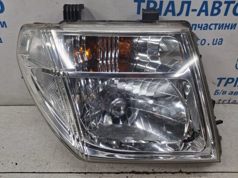 Запчасть фара правая Nissan Navara 2004-2015 D40 2.5 Diesel YD25DDTI 26010EB30D Б/У Фара правая Nissan Navara 2004-2015 D40 2.5 Diesel YD25DDTI 26010EB30D Б/У