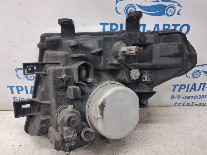 Фара правая Ксенон Pathfinder 2004-2014 R51 2.5 Diesel YD25DDTI Фара правая Ксенон Pathfinder 2004-2014 R51 2.5 Diesel YD25DDTI
