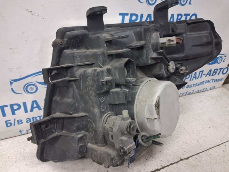 Фара правая Ксенон Pathfinder 2004-2014 R51 2.5 Diesel YD25DDTI Фара правая Ксенон Pathfinder 2004-2014 R51 2.5 Diesel YD25DDTI