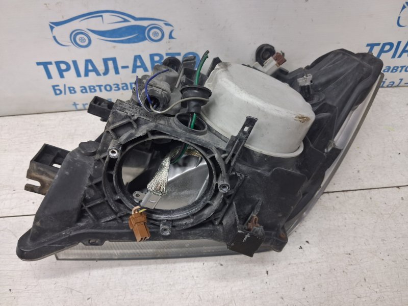 Фара правая Ксенон Pathfinder 2004-2014 R51 2.5 Diesel YD25DDTI Фара правая Ксенон Pathfinder 2004-2014 R51 2.5 Diesel YD25DDTI