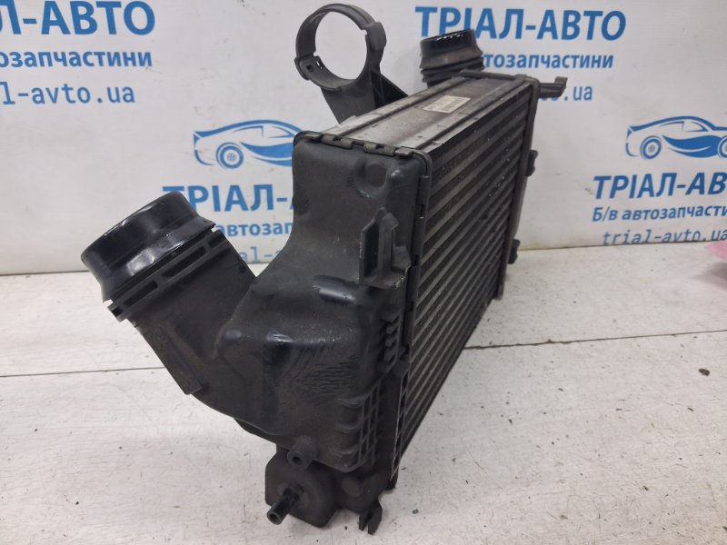 Радиатор интеркуллера X-Trail 2014-2021 T32 1.6 diesel R9M Радиатор интеркуллера X-Trail 2014-2021 T32 1.6 diesel R9M