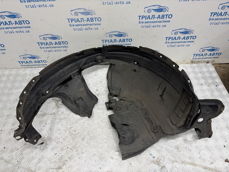 Подкрылок передний правый X-Trail 2014-2021 T32 1.6 diesel R9M Подкрылок передний правый X-Trail 2014-2021 T32 1.6 diesel R9M