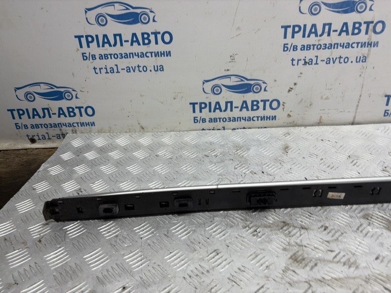 Рейлинг на крышу правый Tucson 2015-2021 TL 1.7 diesel D4FD Рейлинг на крышу правый Tucson 2015-2021 TL 1.7 diesel D4FD