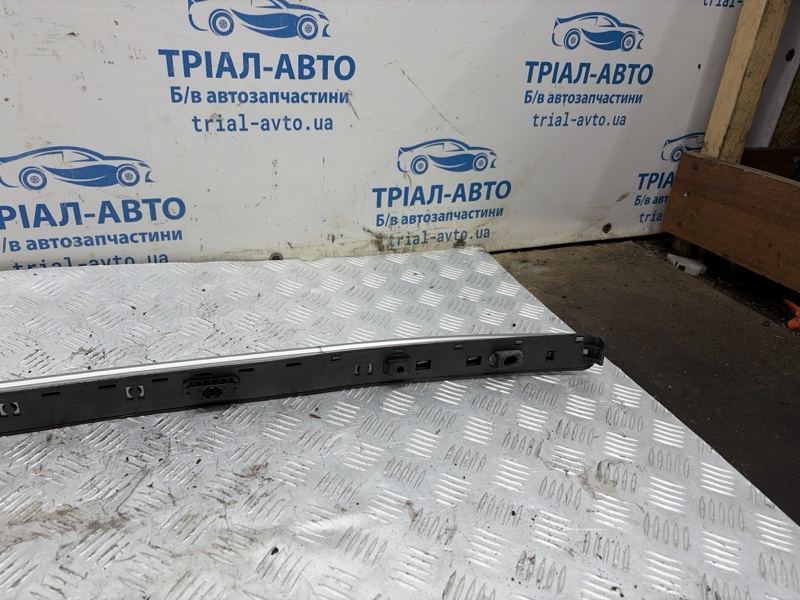 Рейлинг на крышу правый Tucson 2015-2021 TL 1.7 diesel D4FD Рейлинг на крышу правый Tucson 2015-2021 TL 1.7 diesel D4FD