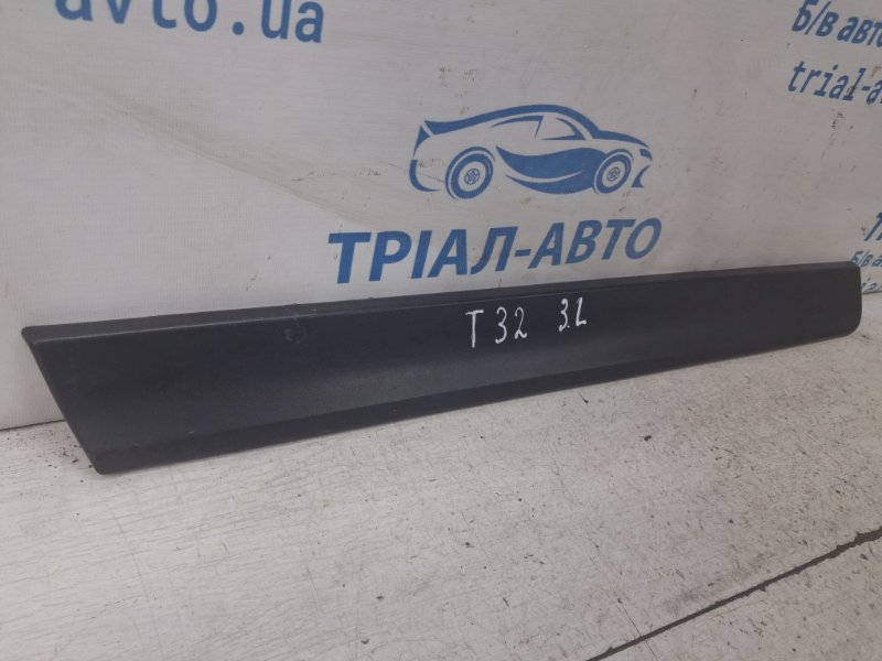 Накладка двери задняя левая Nissan X-Trail T32 1.6 diesel R9M Накладка двери задняя левая Nissan X-Trail T32 1.6 diesel R9M