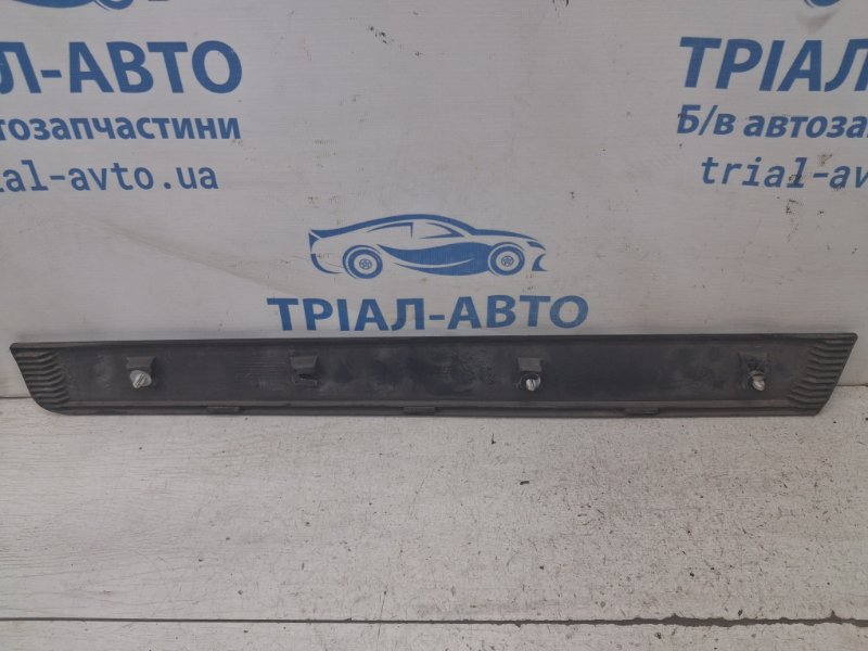 Накладка двери задняя левая X-Trail 2014-2021 T32 1.6 diesel R9M Накладка двери задняя левая X-Trail 2014-2021 T32 1.6 diesel R9M