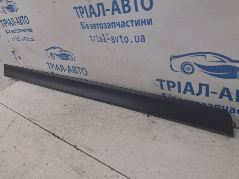 Накладка двери передняя левая X-Trail 2014-2021 T32 1.6 diesel R9M Накладка двери передняя левая X-Trail 2014-2021 T32 1.6 diesel R9M