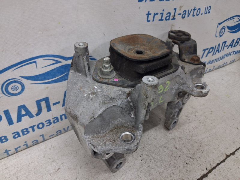 Подушка ДВС левая Nissan X-Trail T32 1.6 diesel R9M Подушка ДВС левая Nissan X-Trail T32 1.6 diesel R9M