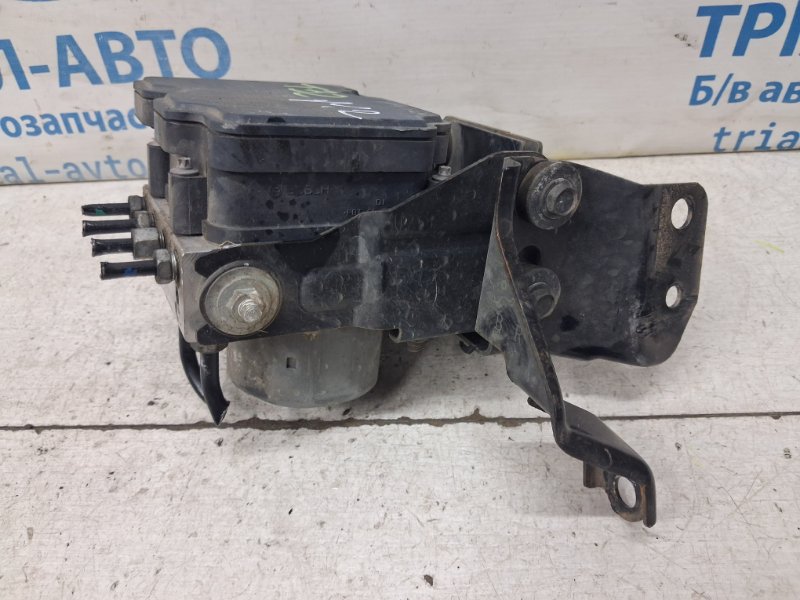 Блок abs Nissan X-Trail T32 1.6 diesel R9M Блок abs Nissan X-Trail T32 1.6 diesel R9M
