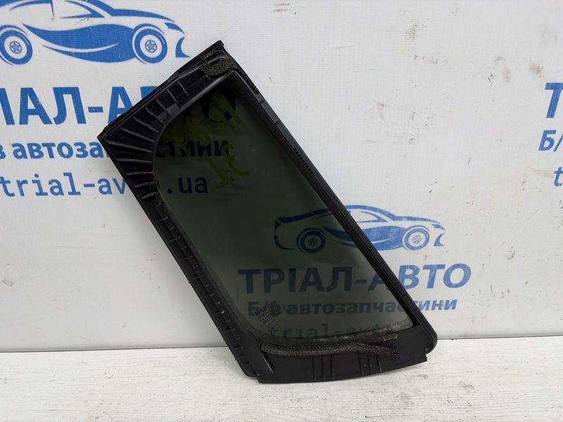 Стекло двери задней левой (форточка) Leaf 2017- ZE1 Электро 230V 10A Стекло двери задней левой (форточка) Leaf 2017- ZE1 Электро 230V 10A