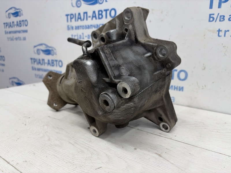 Раздаточная коробка X-Trail 2014-2021 T32 1.6 diesel R9M Раздаточная коробка X-Trail 2014-2021 T32 1.6 diesel R9M