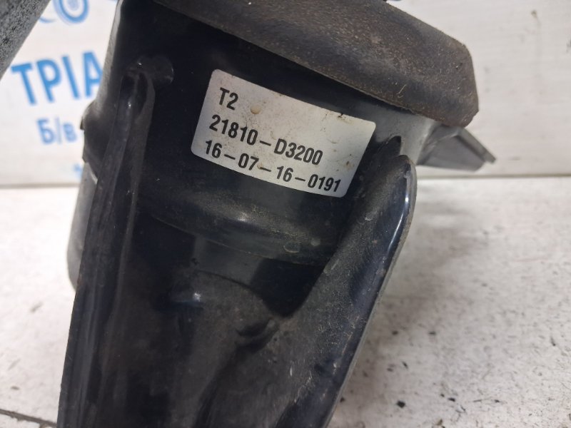Подушка ДВС правая Hyundai Tucson TL 1.7 diesel D4FD Подушка ДВС правая Hyundai Tucson TL 1.7 diesel D4FD