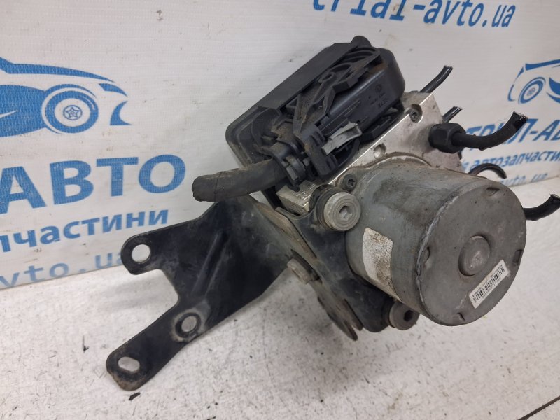Блок abs Tucson 2015-2021 TL 1.7 diesel D4FD Блок abs Tucson 2015-2021 TL 1.7 diesel D4FD